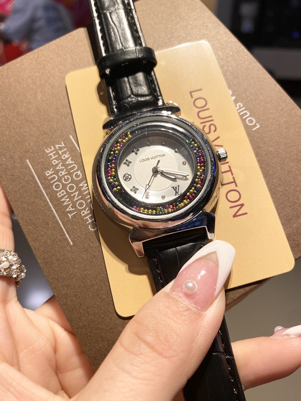 ブランド時計全体デザイン